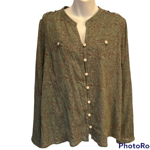 Orvis Tops - Orvis Button down shirt.  Size large